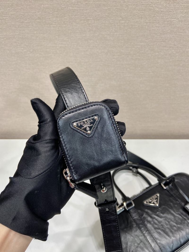 Pra*a top handle bags